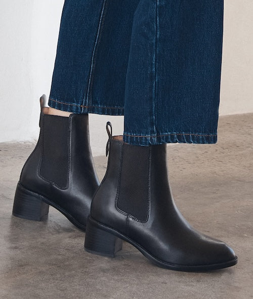 Women's Mid Heel Boots