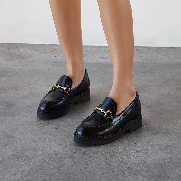 Women's Flats