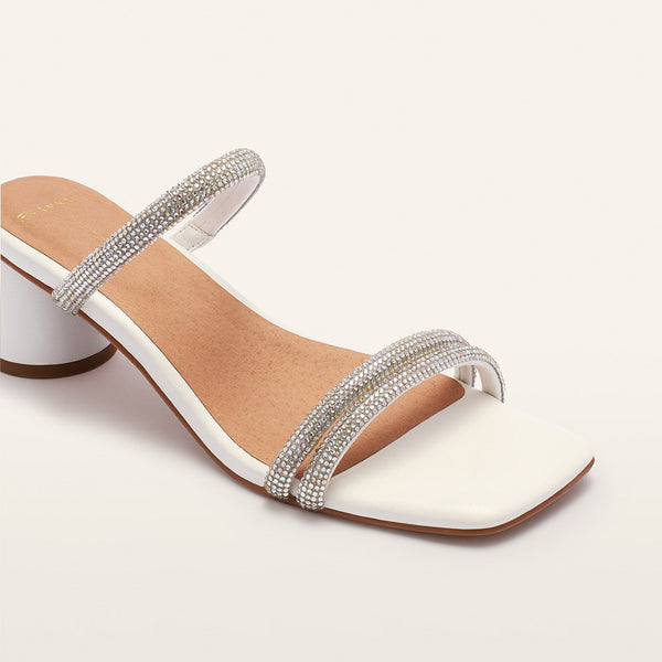 Robbie Soft White Crystal