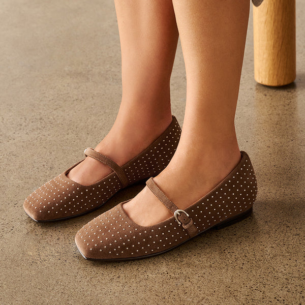 Hepburn Pecan Suede Stud