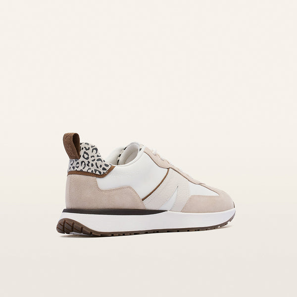 Axel II Safari