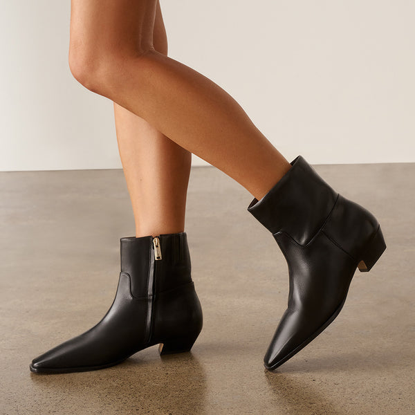 Zara Black