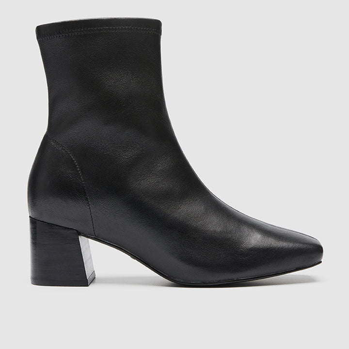 Ember Black Boot | FRANKIE4