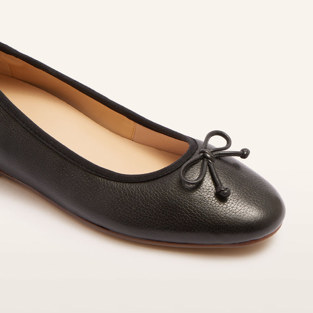 靴 OBLIQUE TOE FLAT SHOES Ballet Flats for Women – FRANKIE4 Footwear