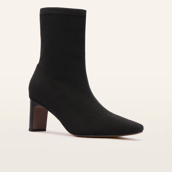 Melrose Black Knit