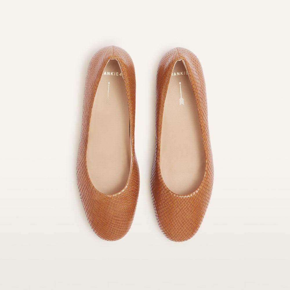 靴 OBLIQUE TOE FLAT SHOES OBLIQUE TOE FLAT SHOES 38 / White