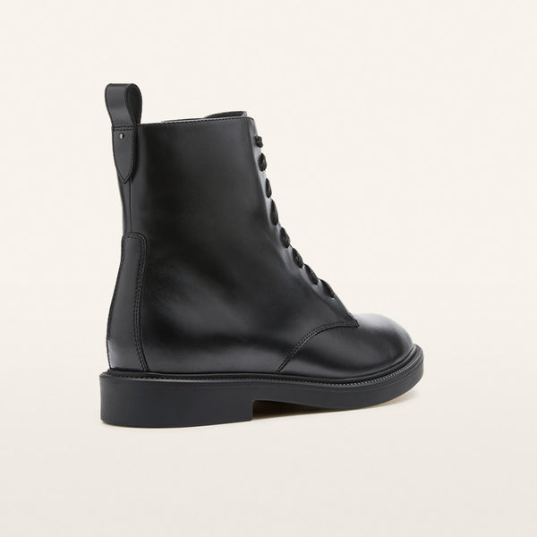 Scout Black
