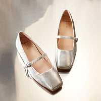 <p>Flats</p>