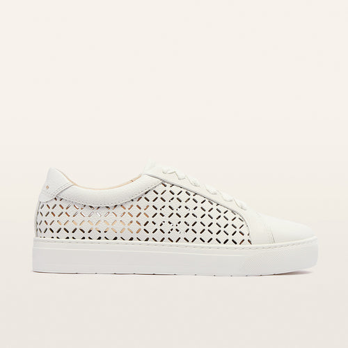 Mim V White Lattice