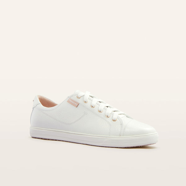 Nat III White Tumbled