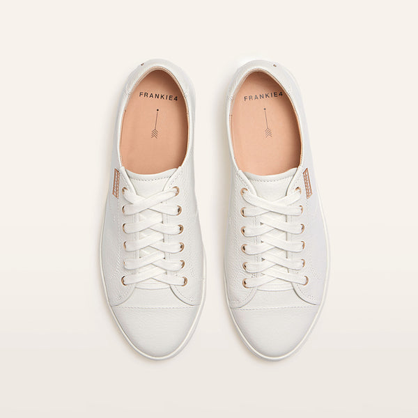 Nat III White Tumbled