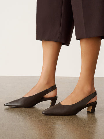 <p><em>Heels</em></p>
